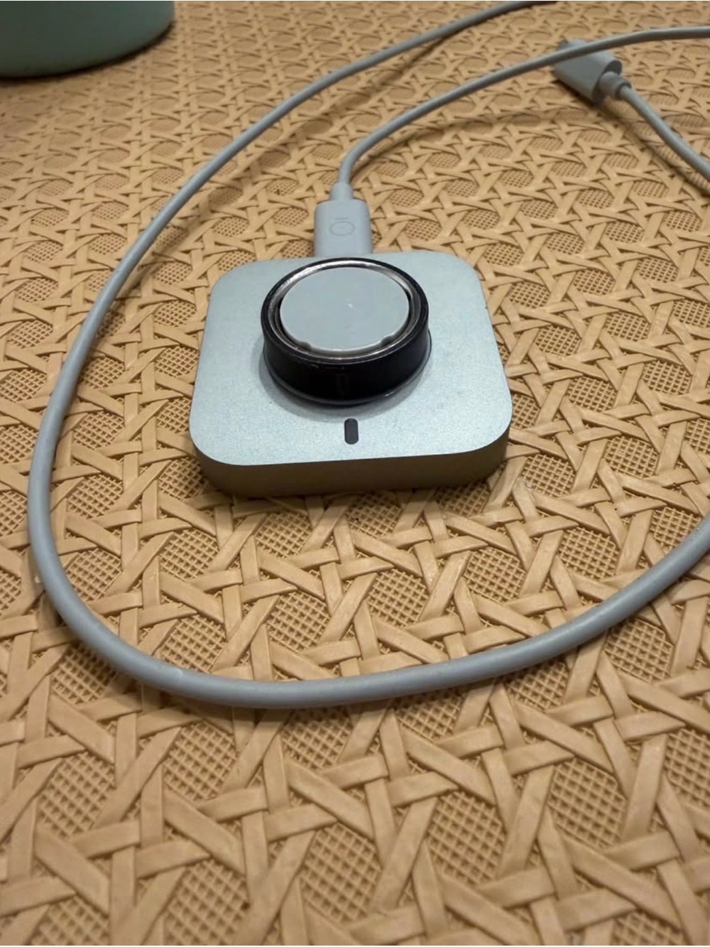 Oura stealth gray series 4 size 12 Charger